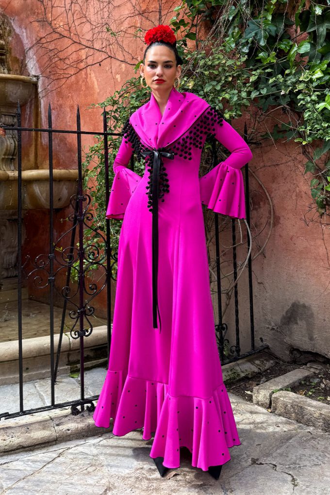 Traje Isabel Lunares